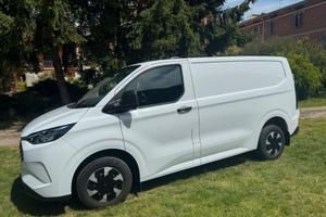 Ford Transit Custom Plug-in Hybrid