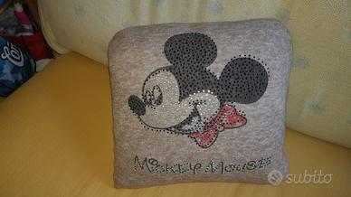 Cuscino in maglia stampa topolino