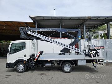Nissan Cabstar 35.11 2.5 TDI con Piattaforma ...