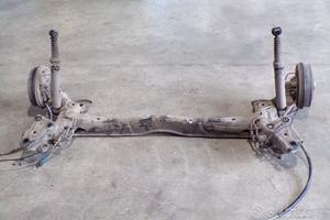 Assale ponte posteriore Citroen DS3 2012