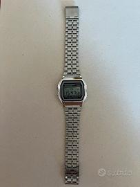 Orologio simile Casio - Argento