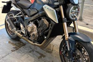 Honda cb650r depo a libretto