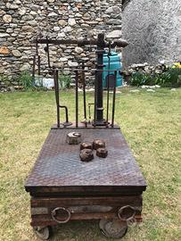 Bilancia bascula antica