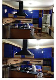 Cucina laccata lucido blu