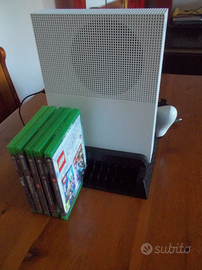 XBOX ONE S  STAND DI RICARICA CONTROLLE 5 GIOCHI