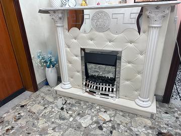 Camino elettrico stile versace