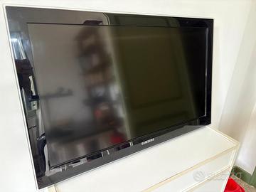 TV Samsung 32” Full HD