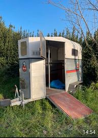 Trailers TATS BICCHI 2 Posti
