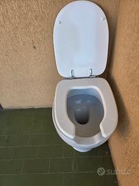 Vaso per anziani on copri wc