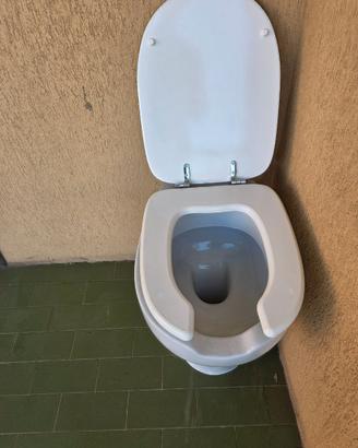 Vaso per anziani on copri wc