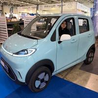 Xev Yoyo XY elettrica 4 posti 5 porte