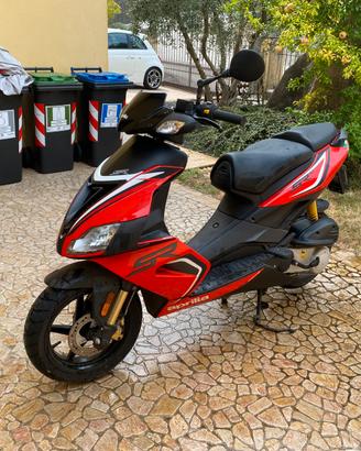 Aprilia sr 50 r