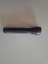 Torcia in alluminio stile Maglite a lampadina