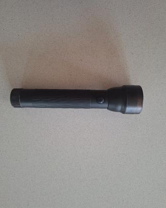 Torcia in alluminio stile Maglite a lampadina
