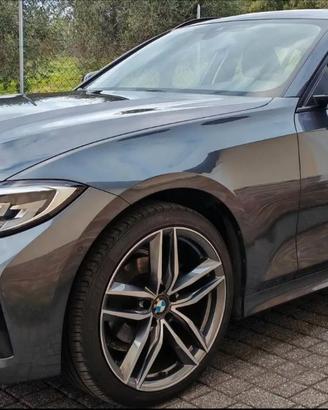 BMW 318d Touring 48V