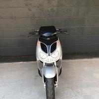 Scooter aprilia sportcyity 200