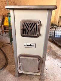 Stufa a legna Ardor Milano d’epoca – Vintage