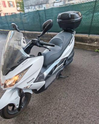 Kawasaki J125 Bianco