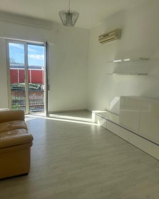 Arco felice trilocale arredato 80mq