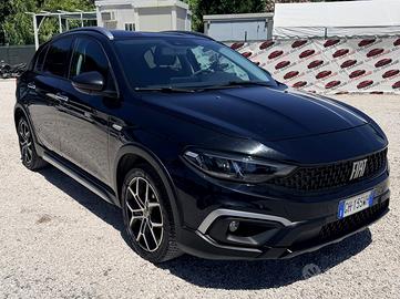 Fiat Tipo 1.0 5 porte Cross
