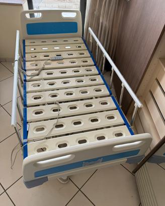 Letto ospedaliero elettrico una piazza e mezza