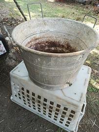 mastello vintage  in lamiera zincata 