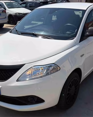 LANCIA Ypsilon 1.0 FireFly 5 porte S&S Hybrid Ec