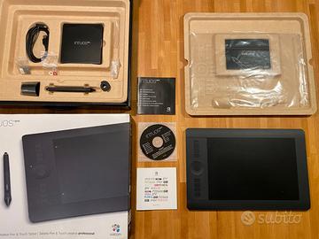 Tavoletta grafica Wacom Intuos Pro Medium PTH-651