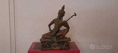 Scultura thailandese vintage in bronzo dorato