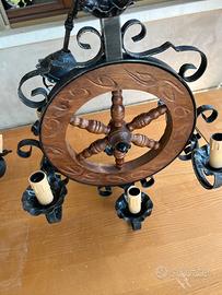 Lampadario taverna in legno