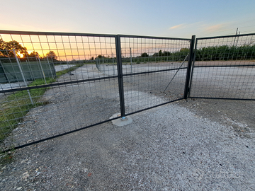 Piazzale uso commerciale