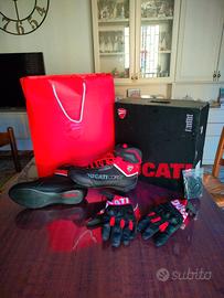 Abbigliamento per moto
