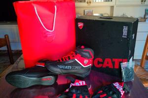 Abbigliamento per moto