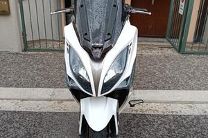 kymco 400i