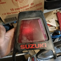 Faro p posteriore Suzuki GSX