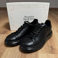 Scarpe Alexander McQueen, numero 42