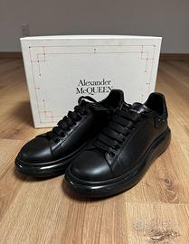 Scarpe Alexander McQueen, numero 42