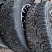  gomme da neve con cerchioni in lega della mak