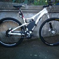 MTB trasformata in ebike