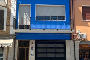 C erchi una casa cielo-terra nel Borgo Marinaro?