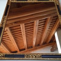 Specchiera in legno e oro del 1700