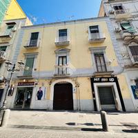 MONOLOCALE A TORRE DEL GRECO