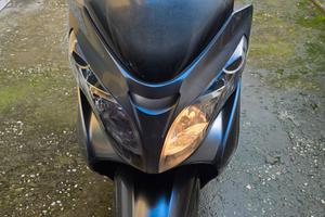 Sukuzi Burgman 400 Abs Comfort