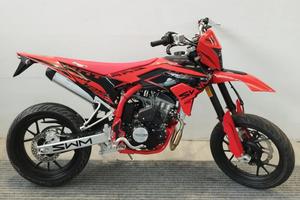 SWM SM 125 R ROSSA EDIZIONE LIMITATA