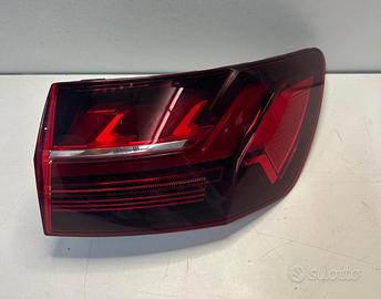 Fanale luce freccia dinamica audi a4 b9 2023