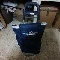 Carrello per fare la spesa