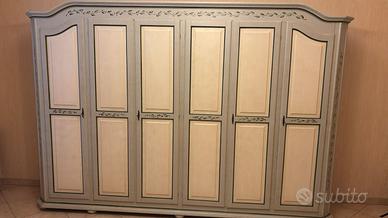 Armadio a 6 ante