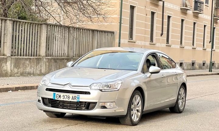 Citroen C5 Citroen C5 Berlina 2.0 BlueHDi 180cv au
