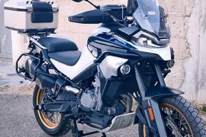 CF moto 800 Explorer 