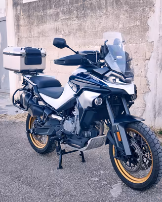 CF moto 800 Explorer 